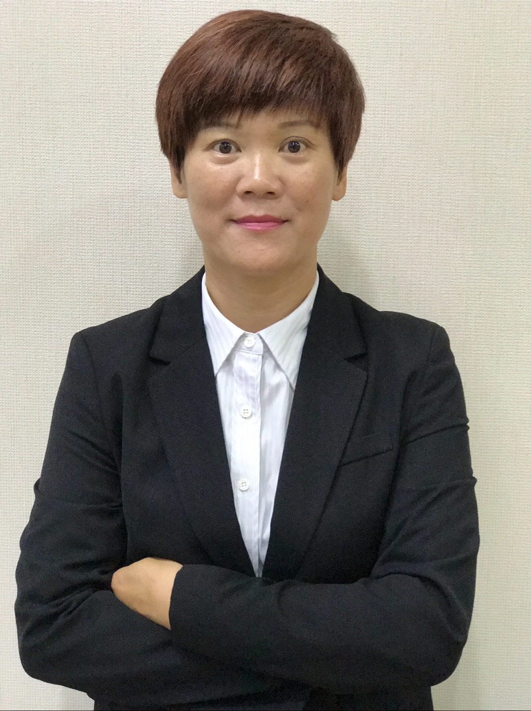 房仲 陳雅如 照片