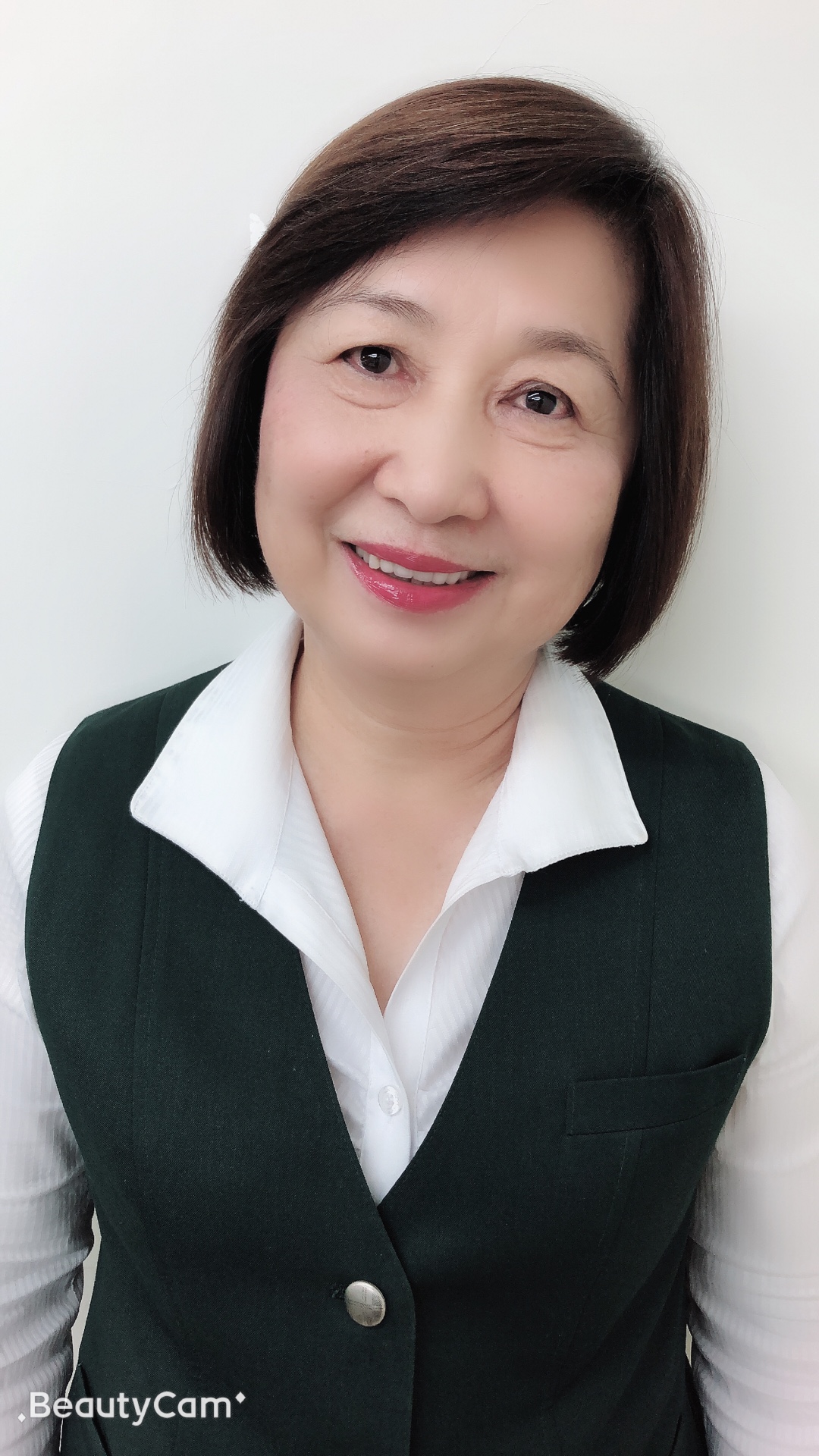 房仲 陳美珍 照片