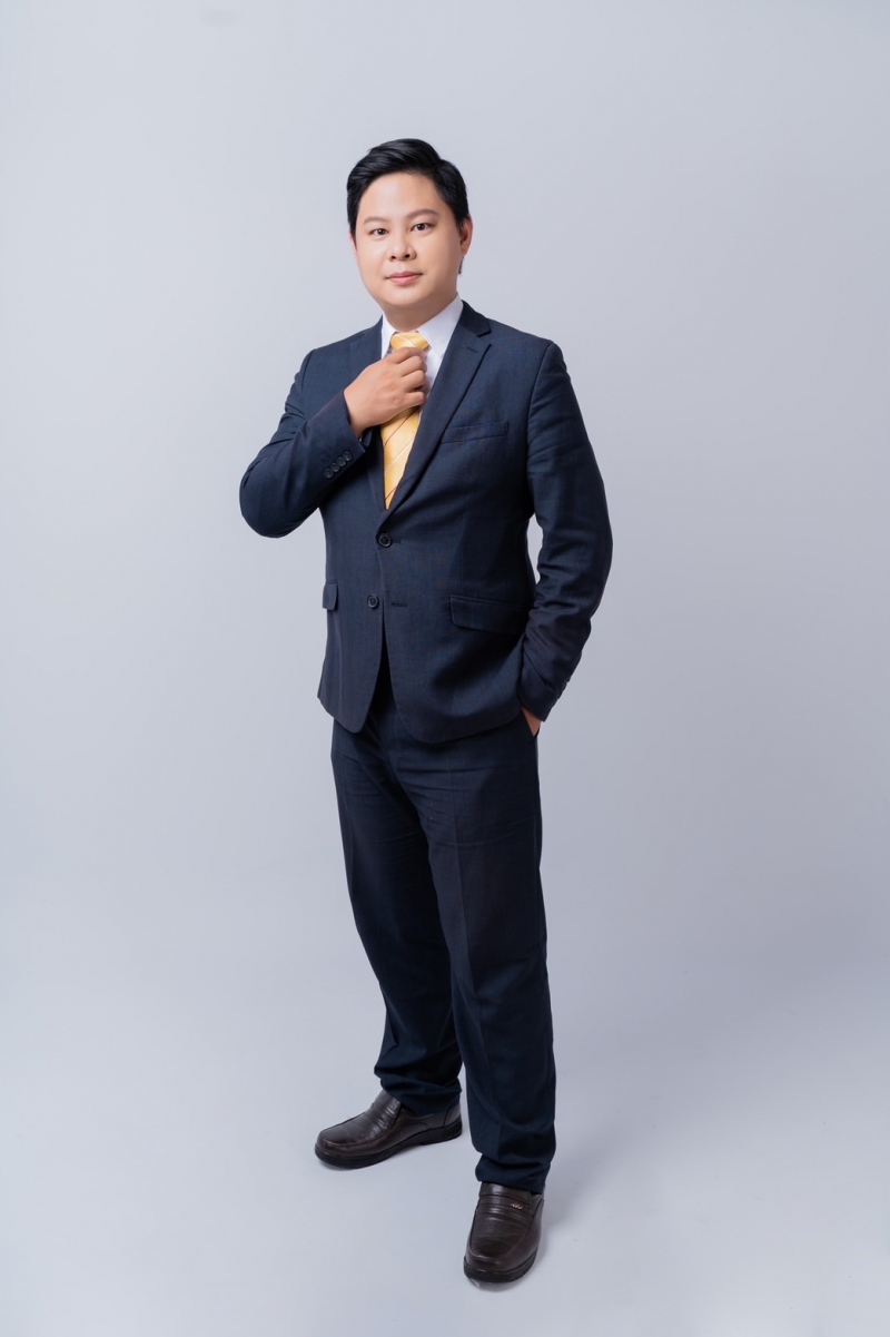 房仲 林敬堯 照片