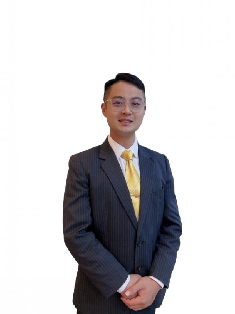 房仲 岳苙榞 照片