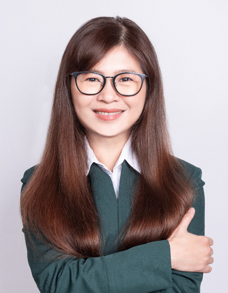 房仲 黃庭濰 照片