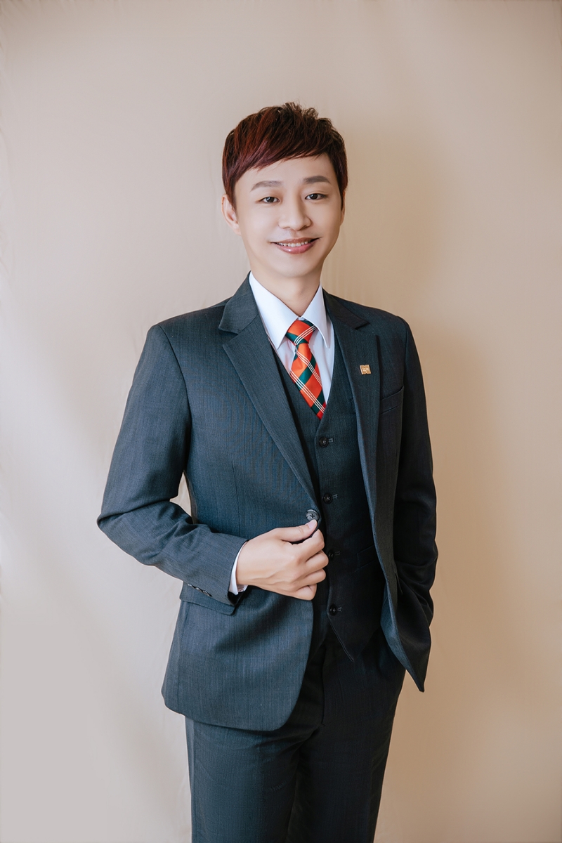 房仲 楊金哲 照片