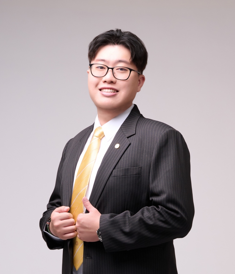 房仲 蔡賢耀 照片