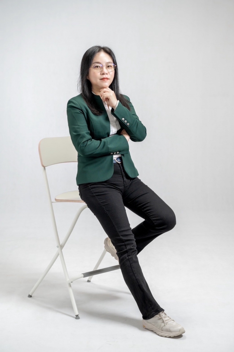 房仲 手指娃娃 照片