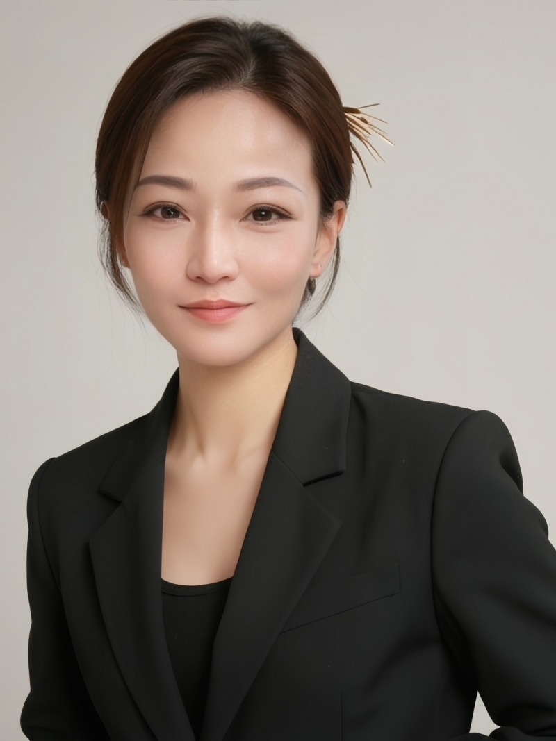 房仲 郭綺穎 照片