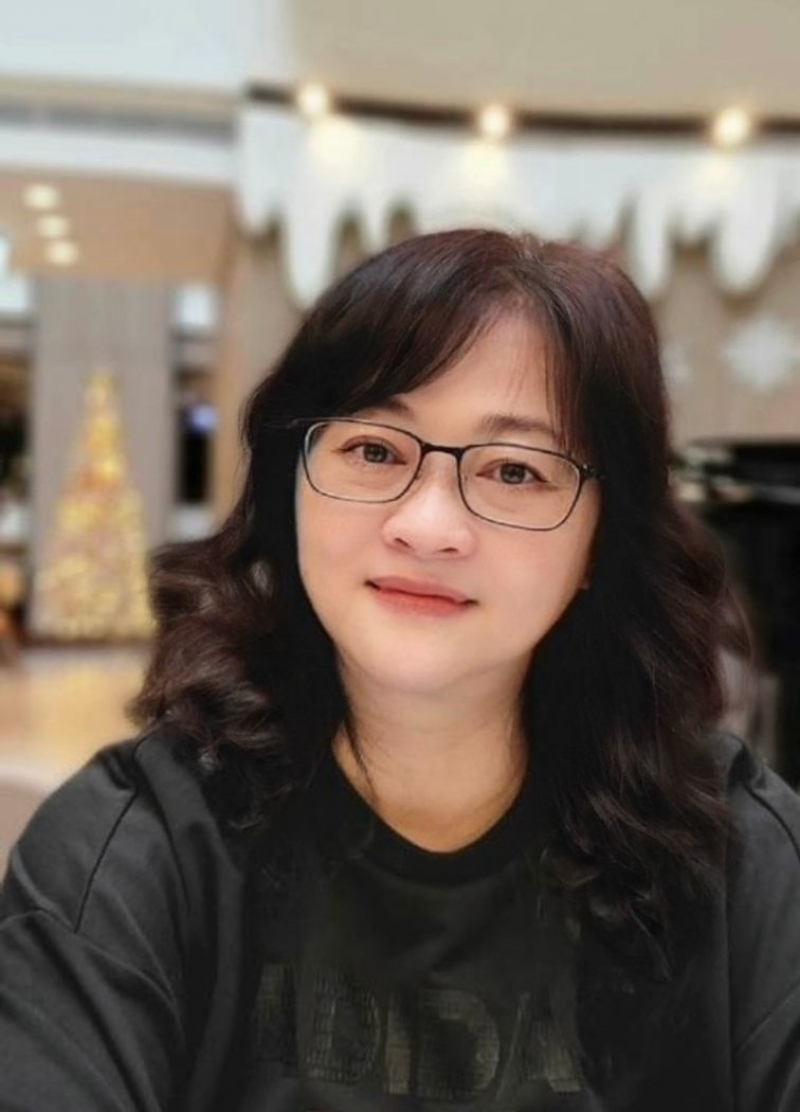 房仲 江淑華 照片