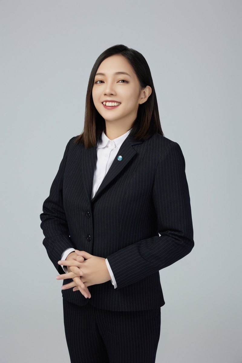 房仲 喬喬 照片