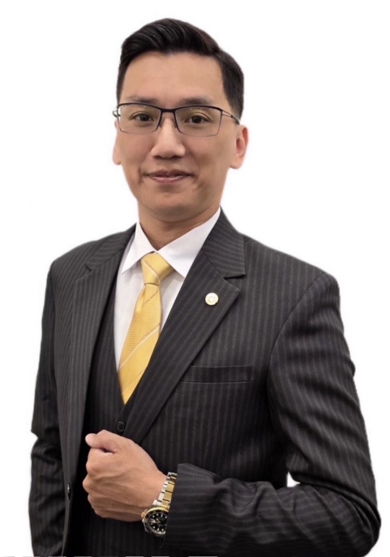 房仲 吳文正（歐文） 照片