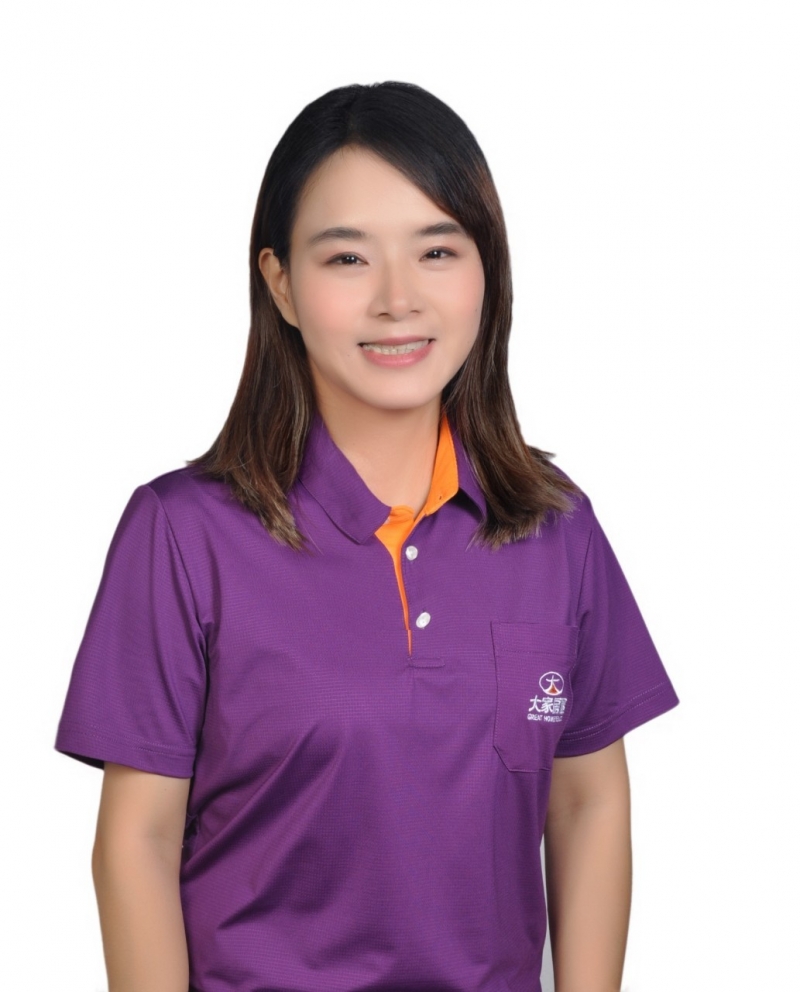 房仲 游心伶 照片